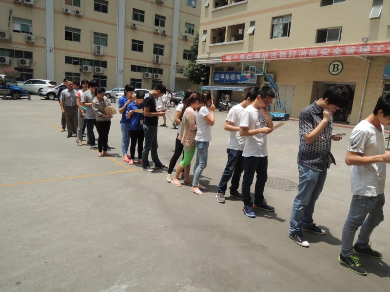 宣傳《職業病防治法》